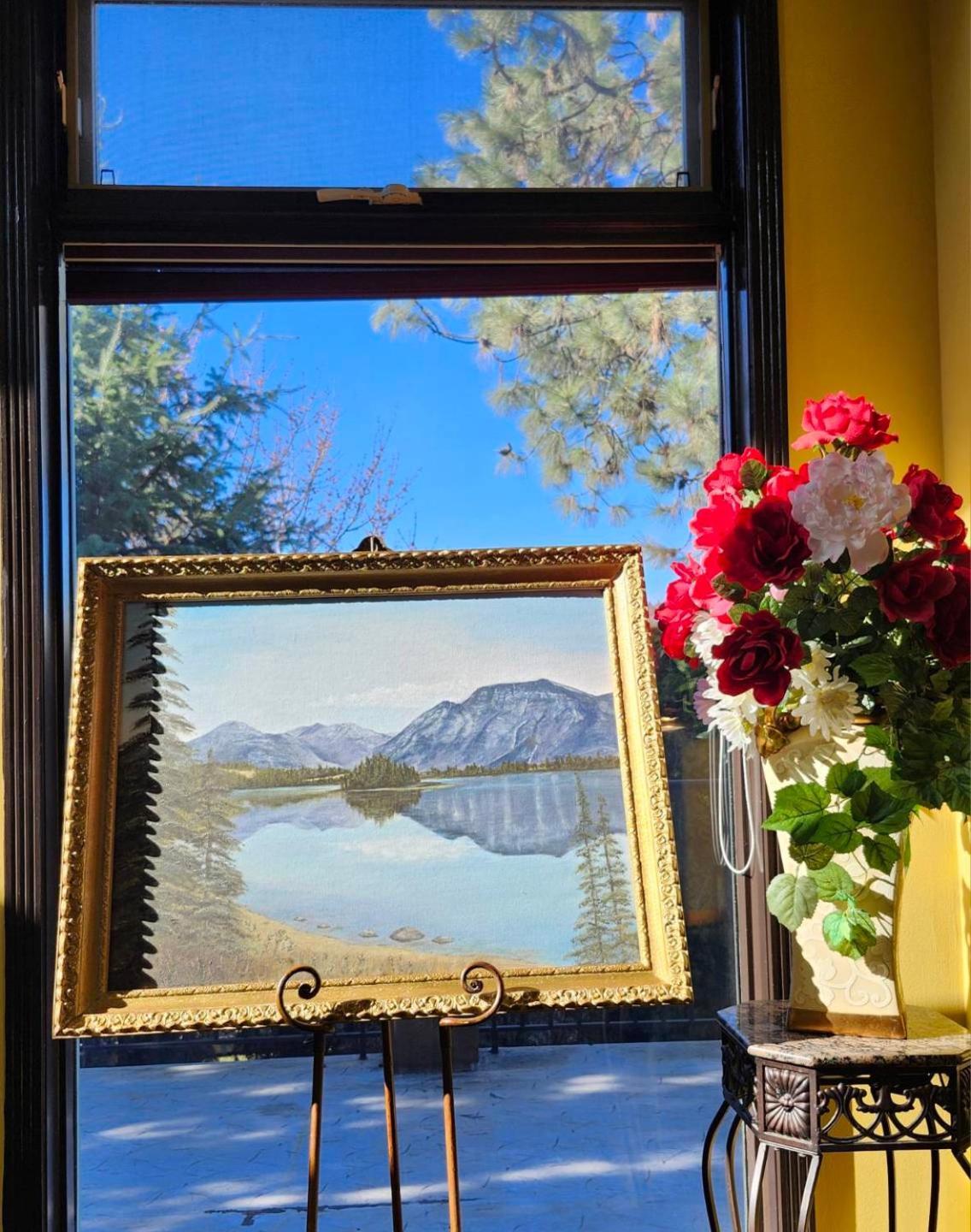 Villa Bellissimo Frantalia - La Galleriseum Versaliere Келоуна Экстерьер фото